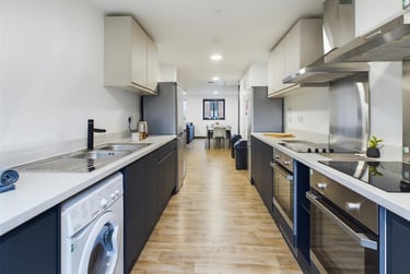 1 bed flat, Fletchamstead Highway, Canley, Coventry, CV49BY - Image 3